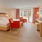 アリステラ スイスフレア 4*