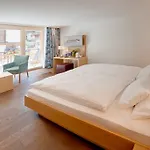 호텔 아리스텔라 스위스플레어 4*
